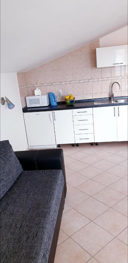 Apartment Antonio Biograd Na Moru Exteriör bild