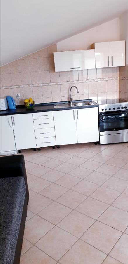 Apartment Antonio Biograd Na Moru Exteriör bild