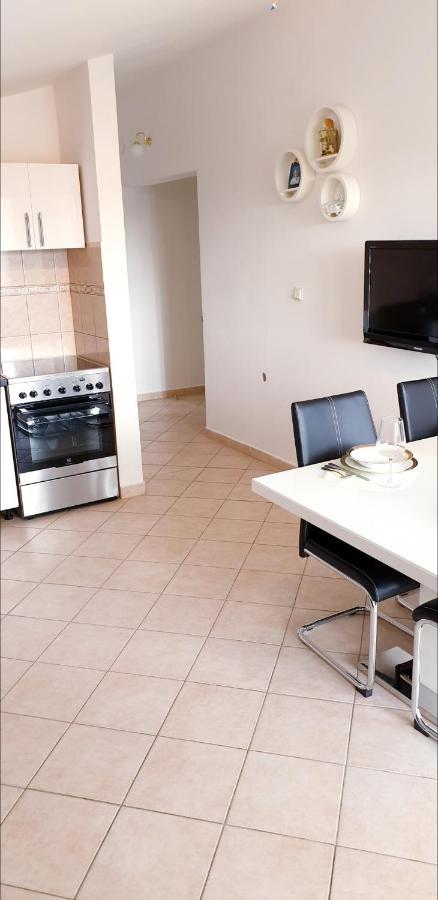 Apartment Antonio Biograd Na Moru Exteriör bild