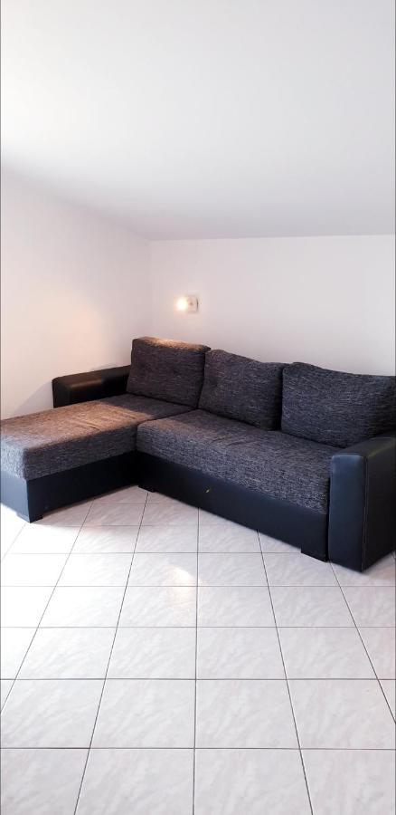 Apartment Antonio Biograd Na Moru Exteriör bild