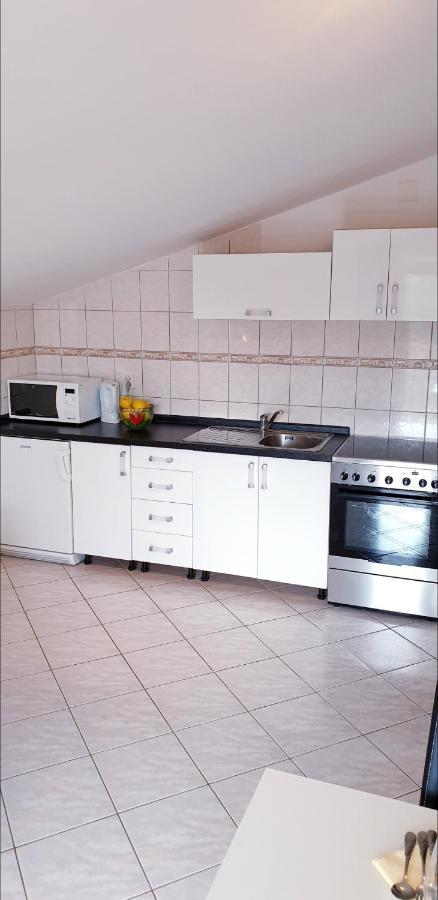Apartment Antonio Biograd Na Moru Exteriör bild