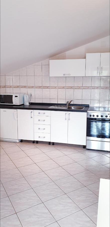 Apartment Antonio Biograd Na Moru Exteriör bild