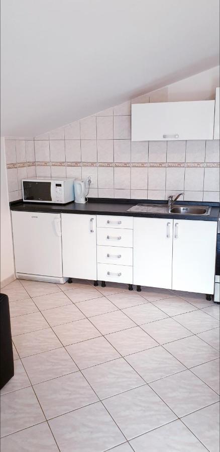 Apartment Antonio Biograd Na Moru Exteriör bild