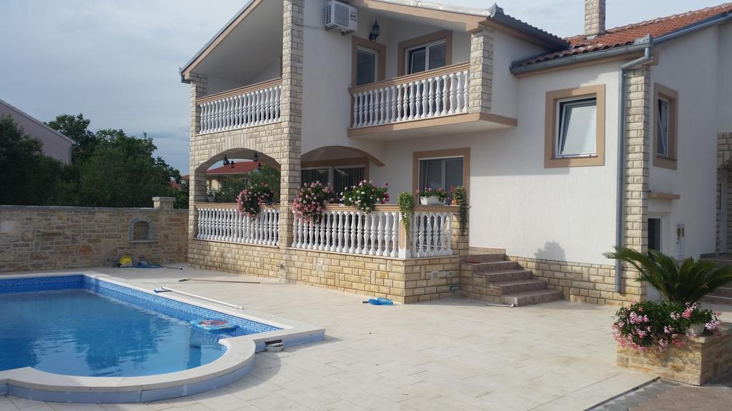 Apartment Antonio Biograd Na Moru Exteriör bild